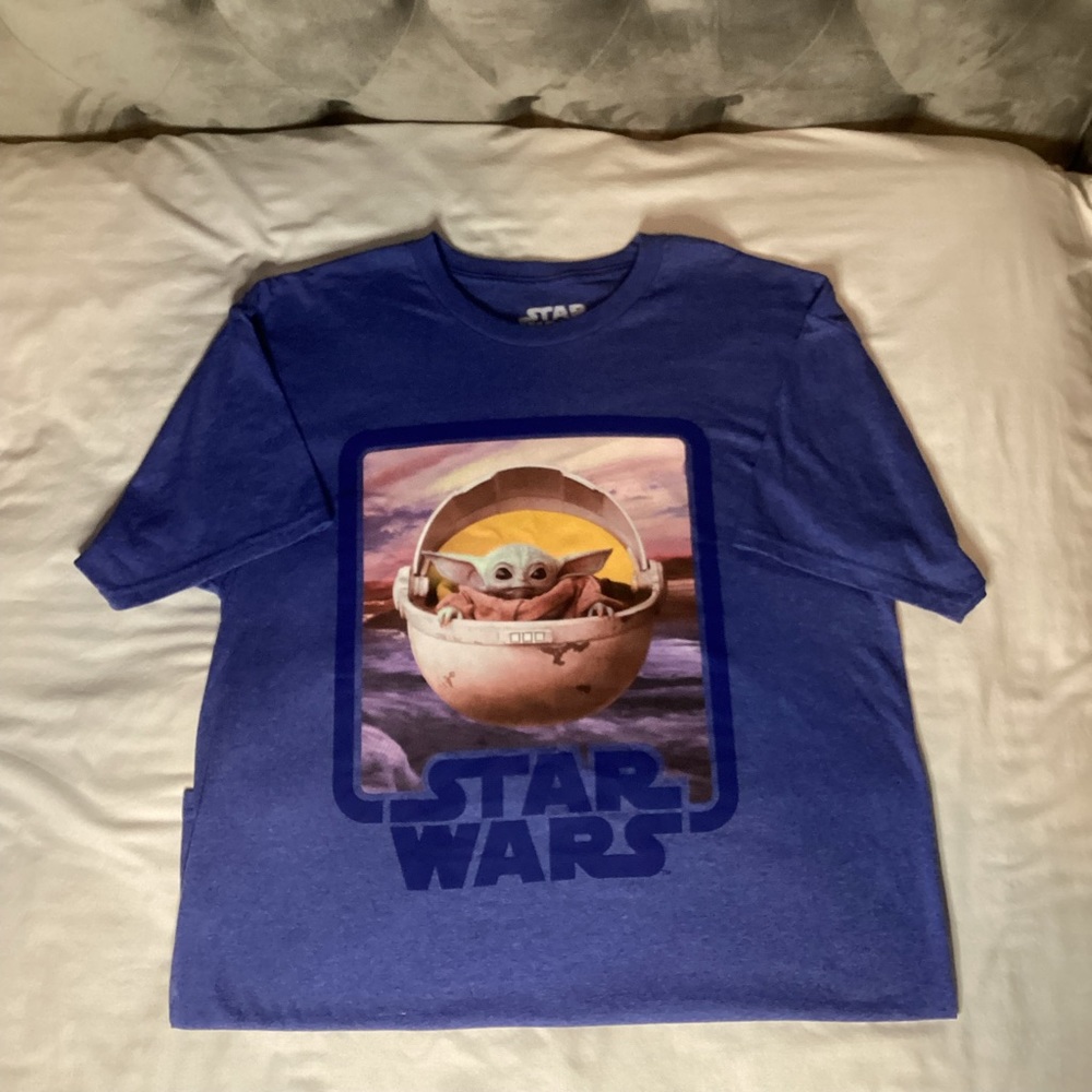 Bay Yoda Star Wars Tee Shirt NWOT